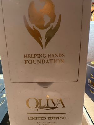 Oliva - Helping Hands LE Cigar Box