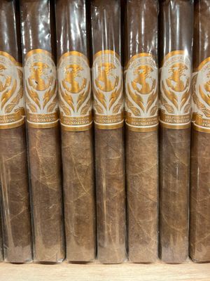 Oliva Helping Hands Foundation LE