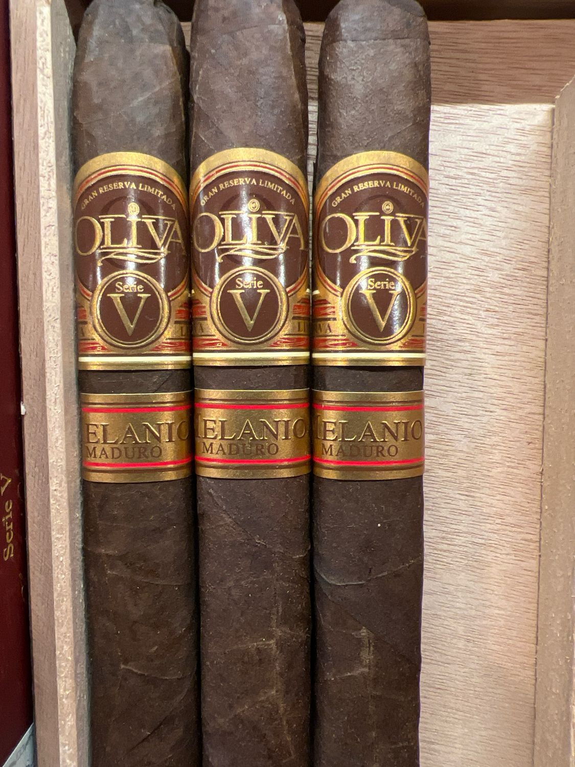 Oliva Serie V Melanio Churchill Maduro