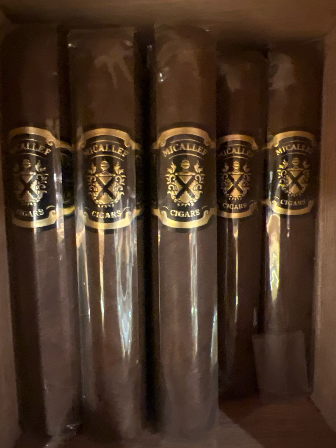 Micallef Black Robusto 5x52 - Single Cigar