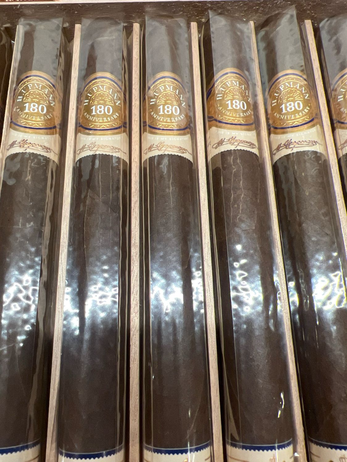 H Upmann 180th Anninversay Churchill