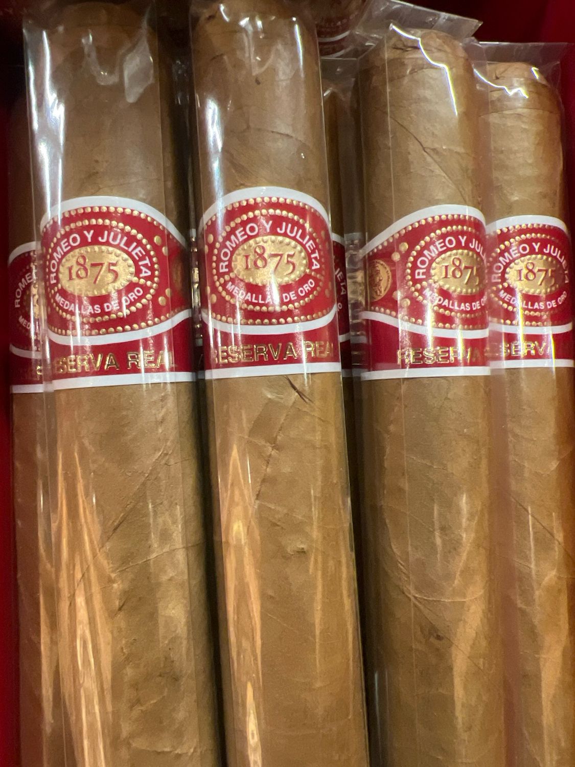 RyJ Reserva Real Toro
