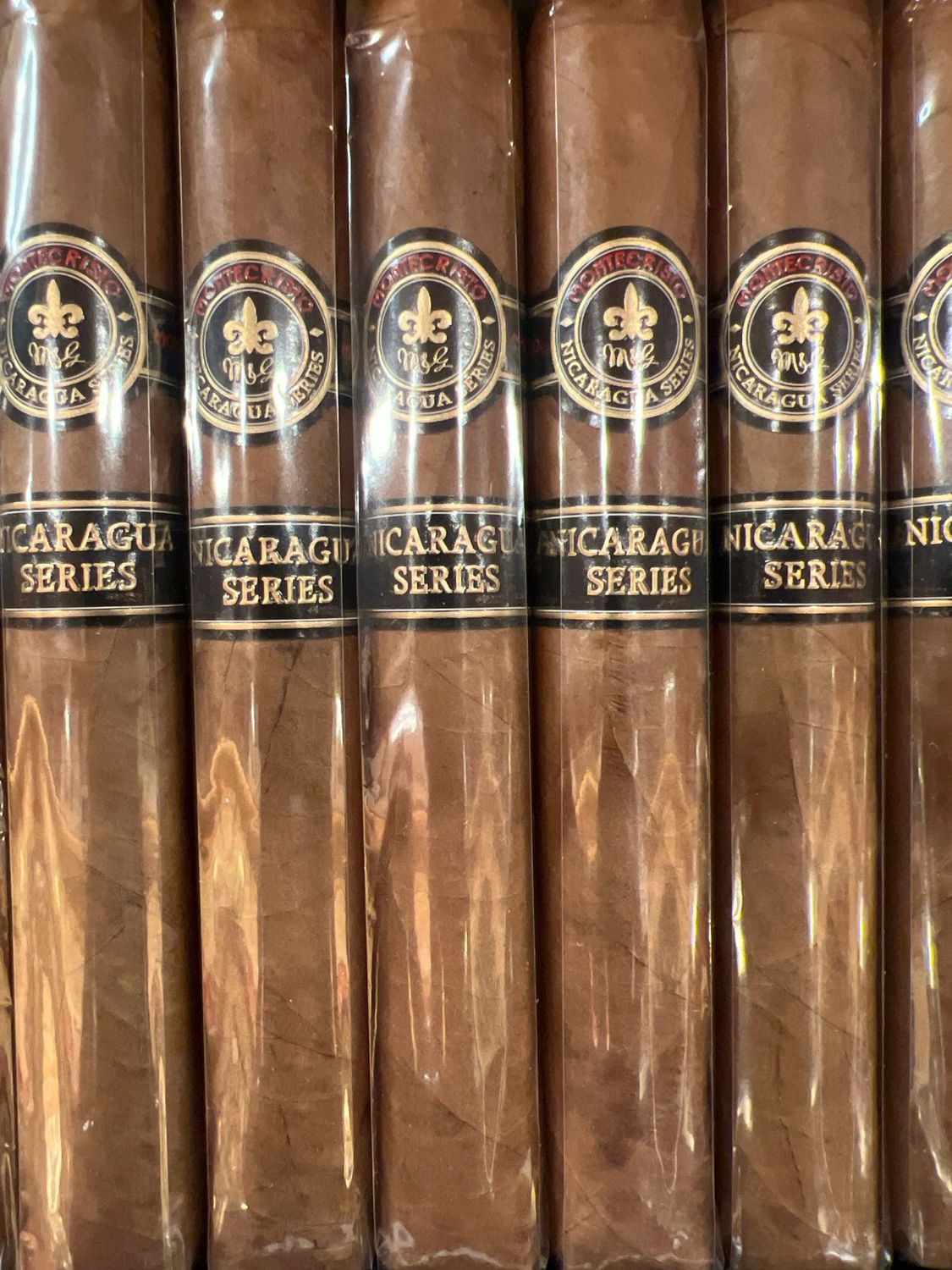 Montecristo Nicaragua series Toro