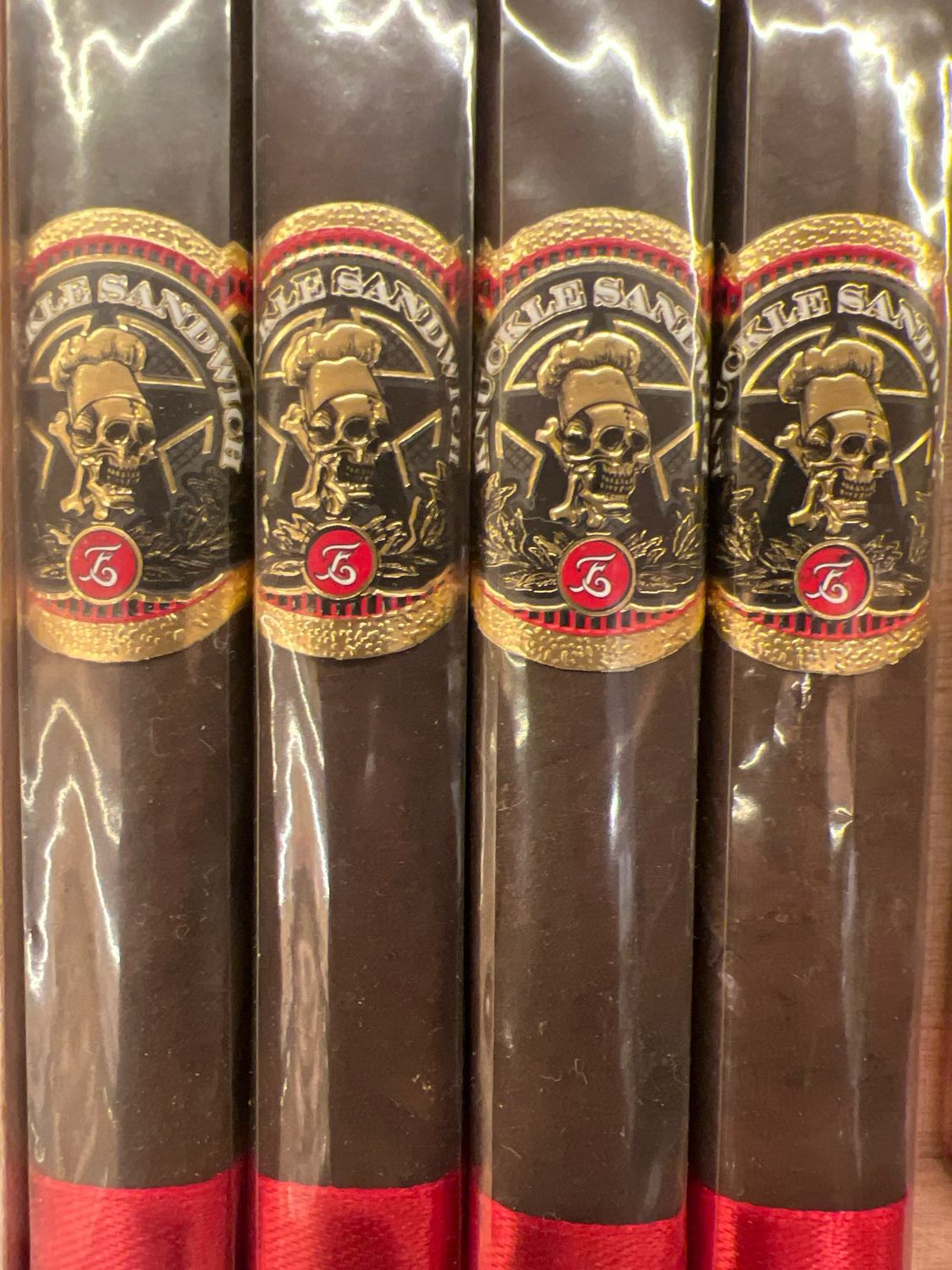 Espinosa Knuckle Sandwich Maduro Robusto - Single Cigar