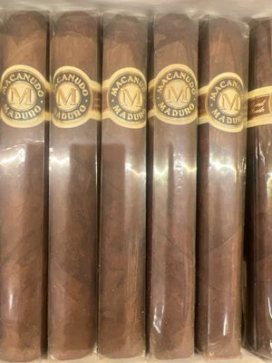 GC - Macanudo Hyde Park Maduro 5.5x49