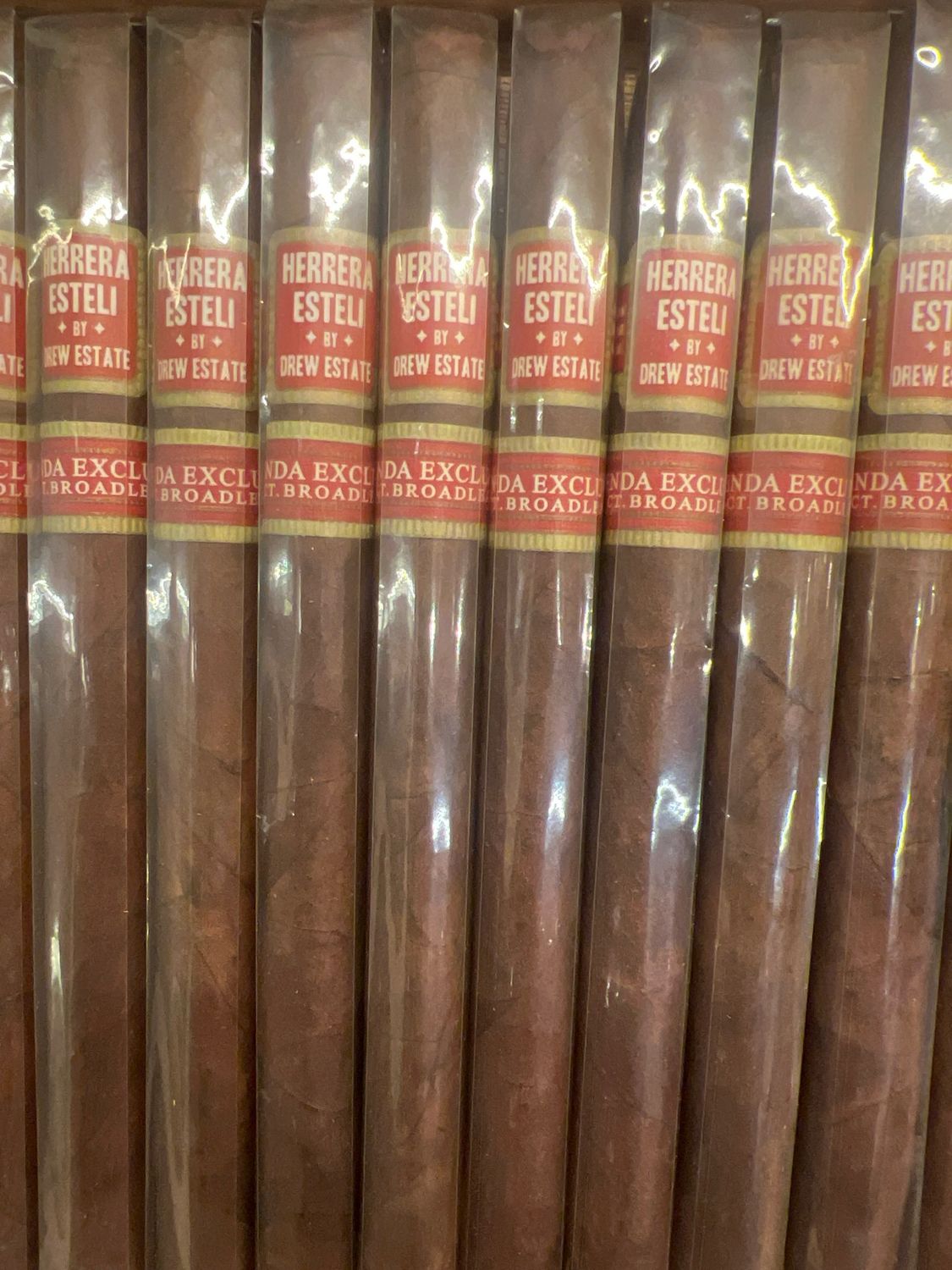 DE - Herrera Esteli Enda Exclusiva Broadleaf