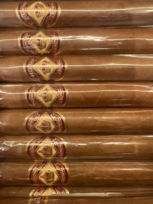 Diamond Crown No.4 Robusto Natural