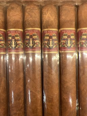 Foundation Wise Man Maduro Robusto