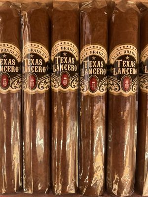 Alec Bradley Texas Lancero