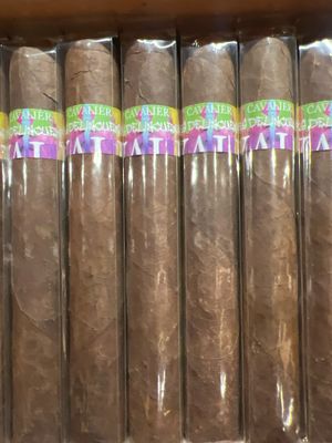 Cavalier Tres Deliquentes Maduro Toro