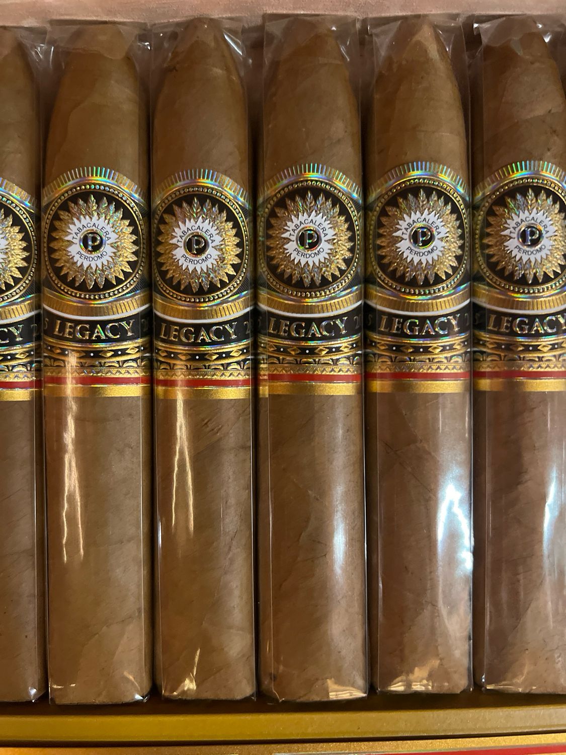 Perdomo Legacy Equadorian Connecticut Gran Belicoso