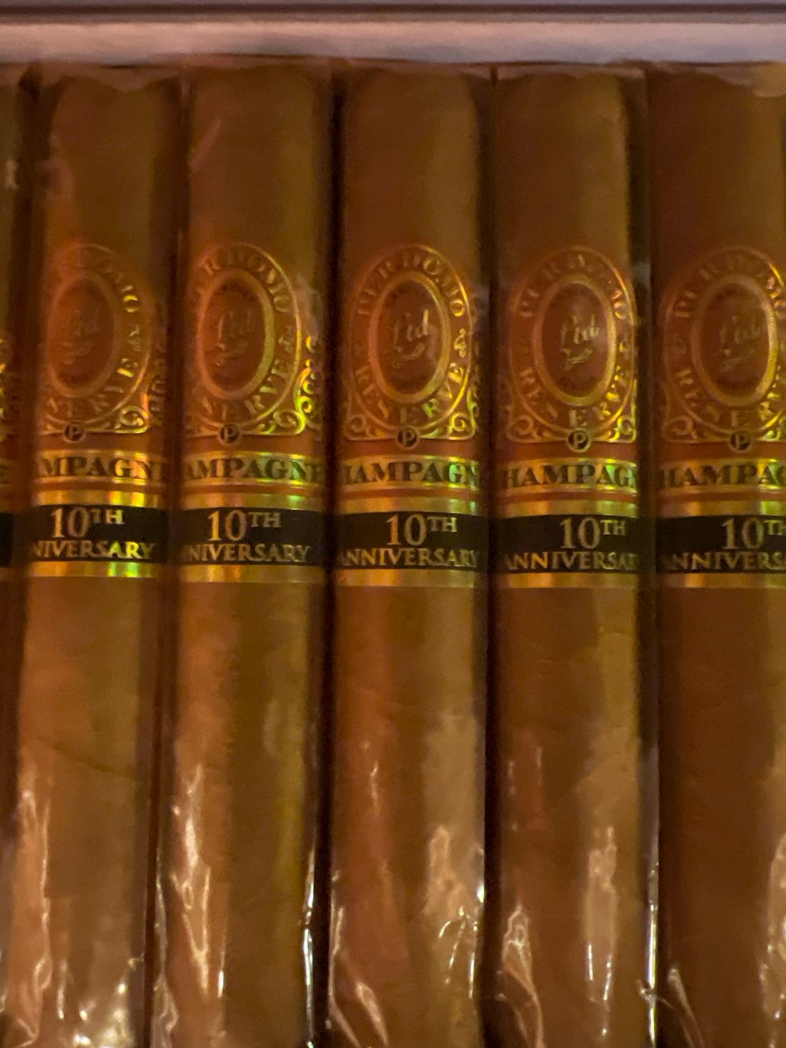 Perdomo 10 Yr Champagne Super Toro 6x60 - Single Cigar
