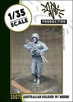 DJITI35075  Australian Modern soldier with minimi