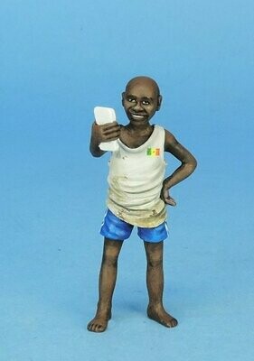 KMT35040F AFRICAN CHILD Sheperd or w /smartphone