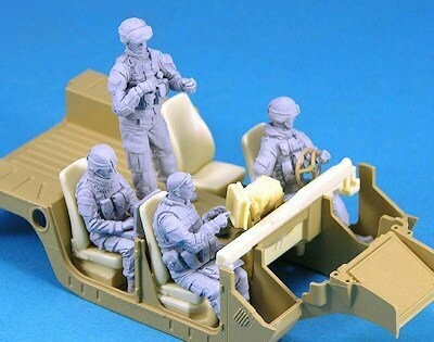 LF0129 US Vehicle Crew set 4 figures 1/35