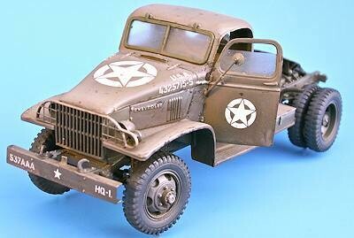 UM228 CHEVY TRACTOR G 7113