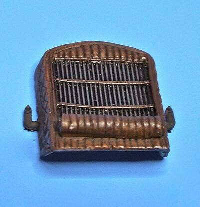 UM166 KFZ15 HORCH WINTER RADIATOR COVER OPENED