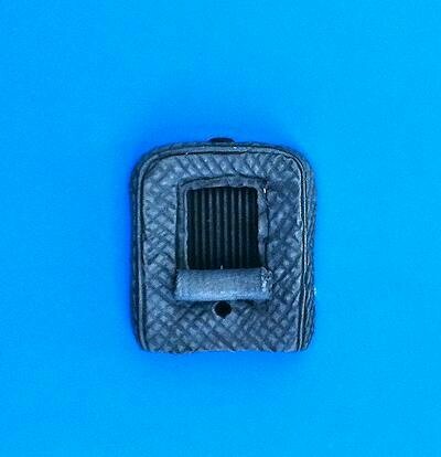 UM260 KFZ 2 WINTER RADIATOR COVER OPENED