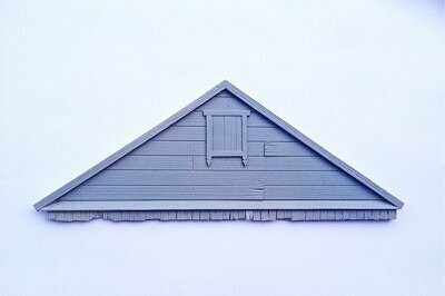 UM361 Russian house gable n° 2