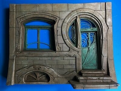 UM369 1900 Style art nouveau first floor 17 cm wide
