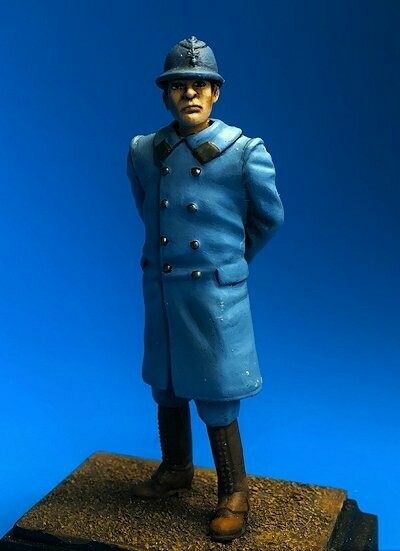 UM443 WW I French soldier at rest in winter N°6