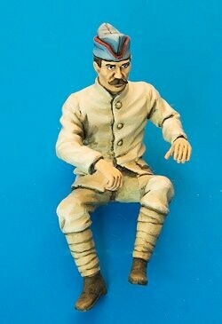 UM502 WW I French Renault FP tractor driver