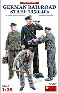 MINI38012 German Railroad Staff 1930-40