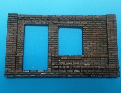 UM368 Brick wall section type 1 with one door & one window ( 14 cm wide)