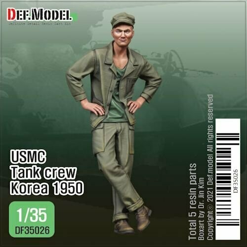 DEFDF35026 USMC Tank crew Korea 1950