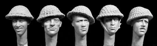 HORHBH21 WW2 British helmets with coarse netting  1/35