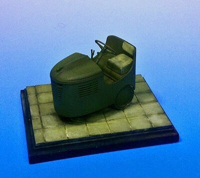 UM307 USAF smalll airfield towing tractor WWII 1/35