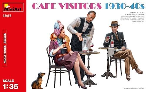 MINI38058 Cafe Visitors 1930-40s  1/35