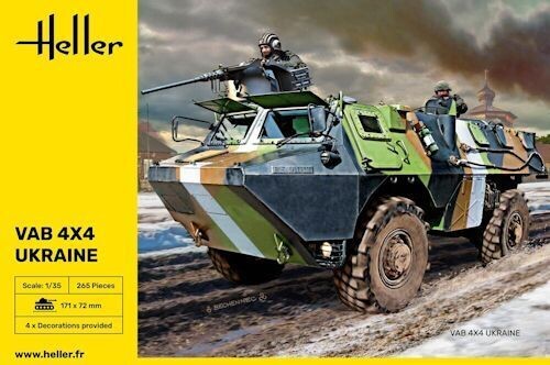 HEL81130 VAB 4X4 TRANSPORT DE TROUPES UKRAINE 1/35