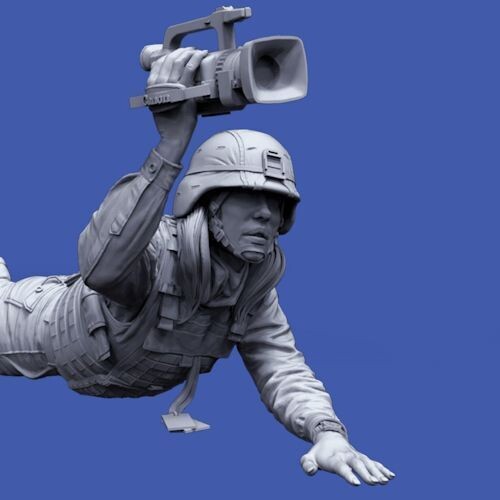 RM35960 War Reporter 1/35