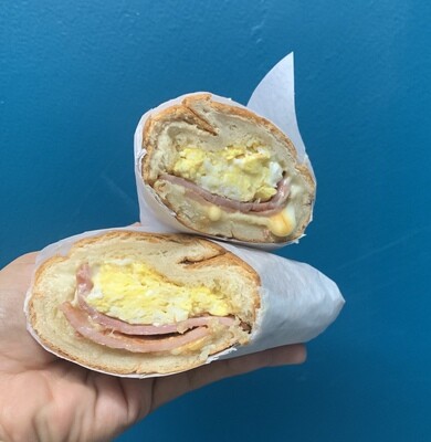 Caleno Sandwich- ham / egg / cheese