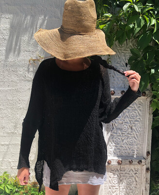 La Bottega Di Brunella Maglia Bonta Linen Top In Nero 