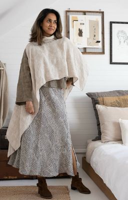 Poncho Asimmetrico Top - Martini PRE-ORDER NOW