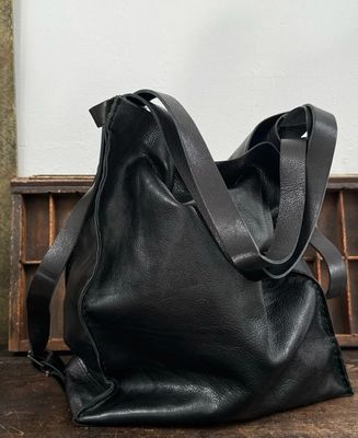 Ink Olives Roma Backpack Bag In Nero
