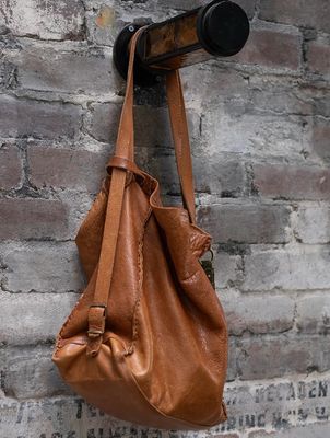 Ink Olives Roma Backpack Bag In Tan