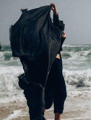 Len &amp; Spolka Veronica Large Scarf  - Jet Black