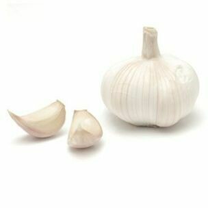 Garlic x 3 Bulbs