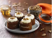 Mini Handmade Carrot Cake x 18