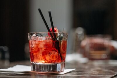 Single Use - Cups, Straws, Cutlery & Crockery