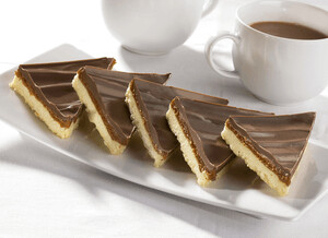 Caramel Shortcake Traybake x 12