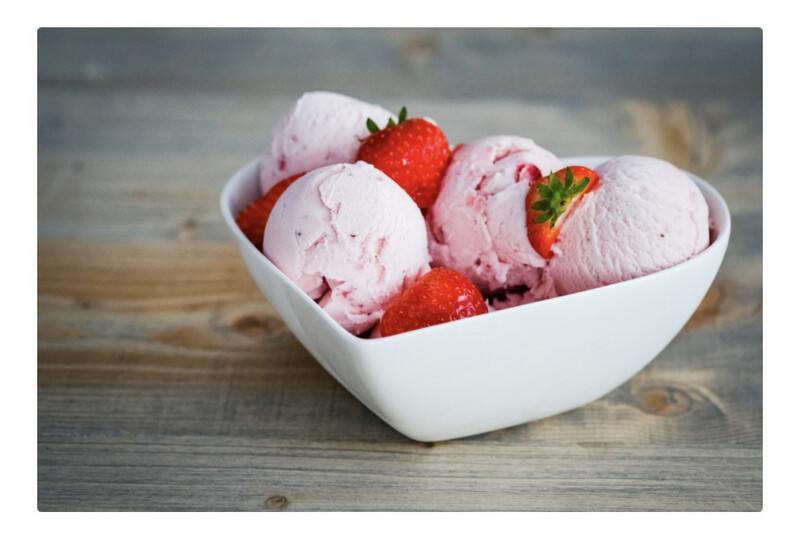 Gelato Strawberries & Cream Ice Cream 5 litre