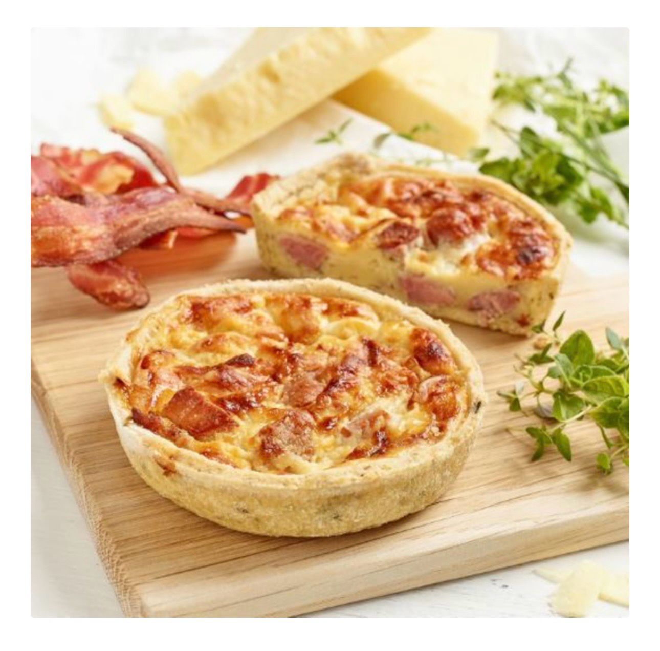 Bacon & Cheddar Quiche in Herb Crust 24 x 145g