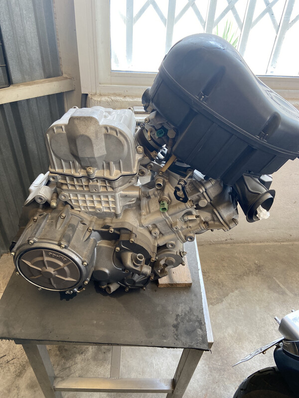 Motor completo aprilia rsv 1000