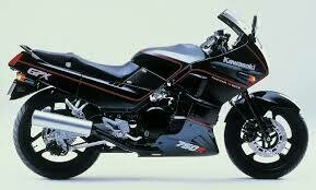 KAWASAKI GPX 750R