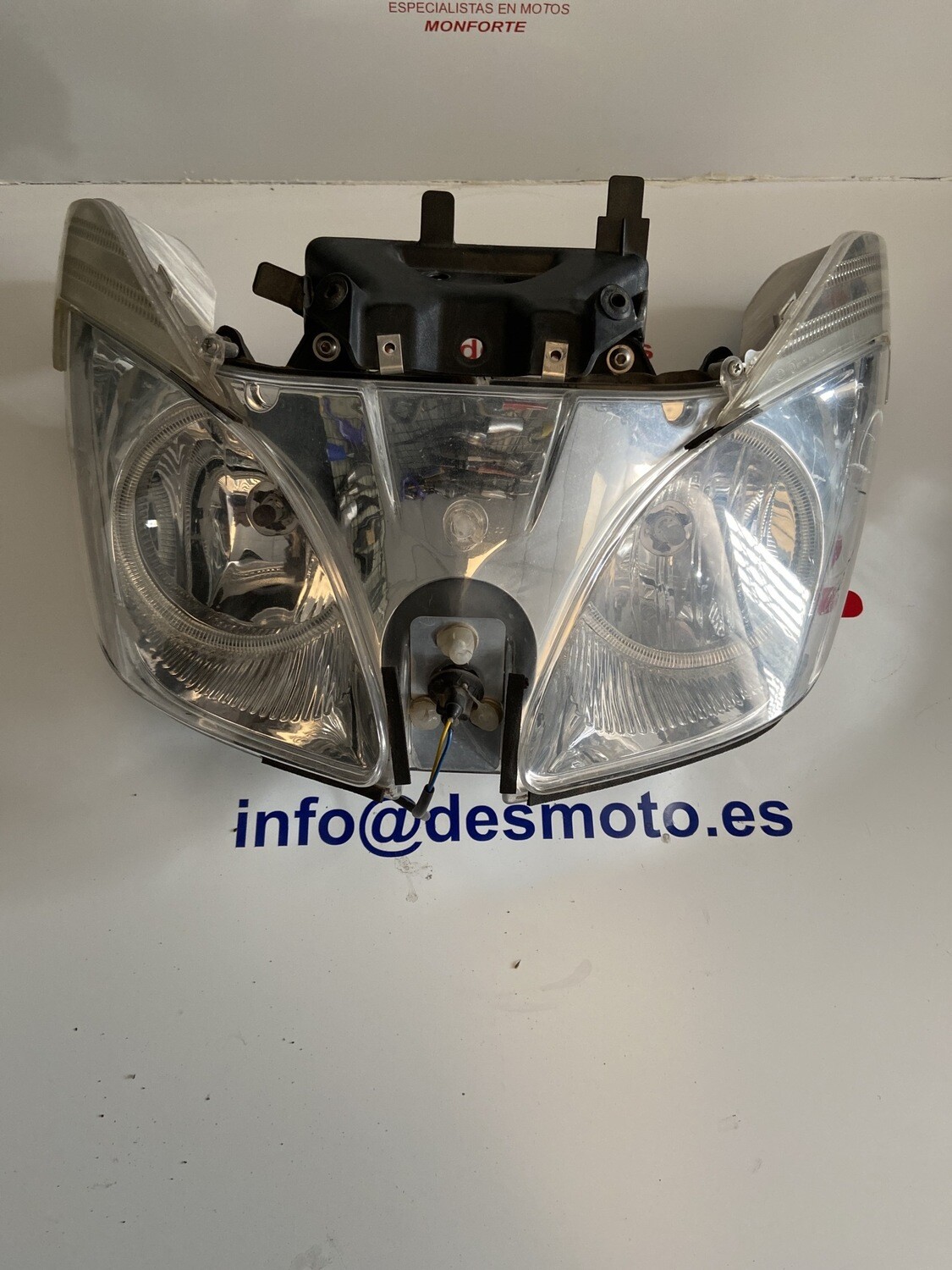 Faro completo aprilia atlantic/arrecife 125