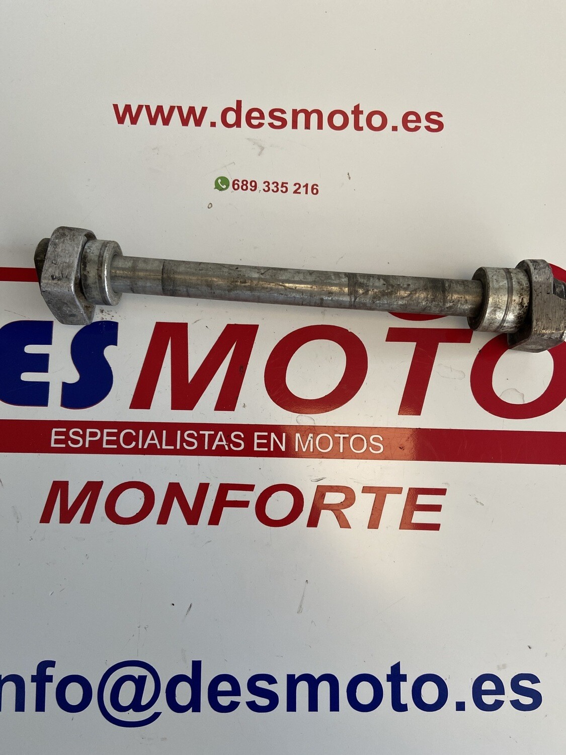Eje trasero aprilia rs 125